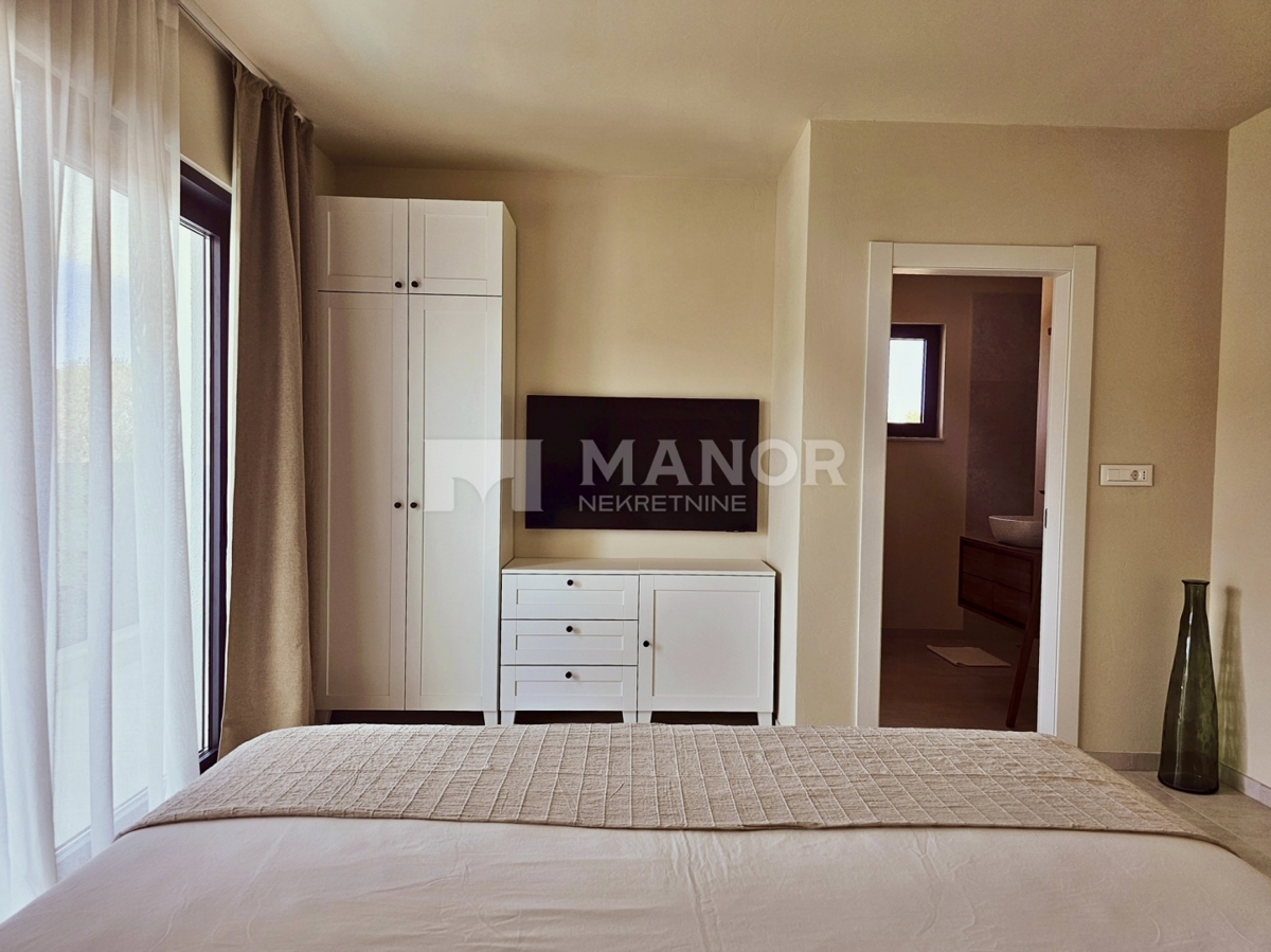 Casa Žman, Sali, 172m2