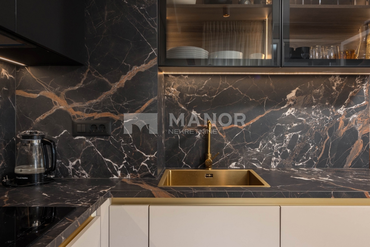 Appartamento Zamet, Rijeka, 83m2