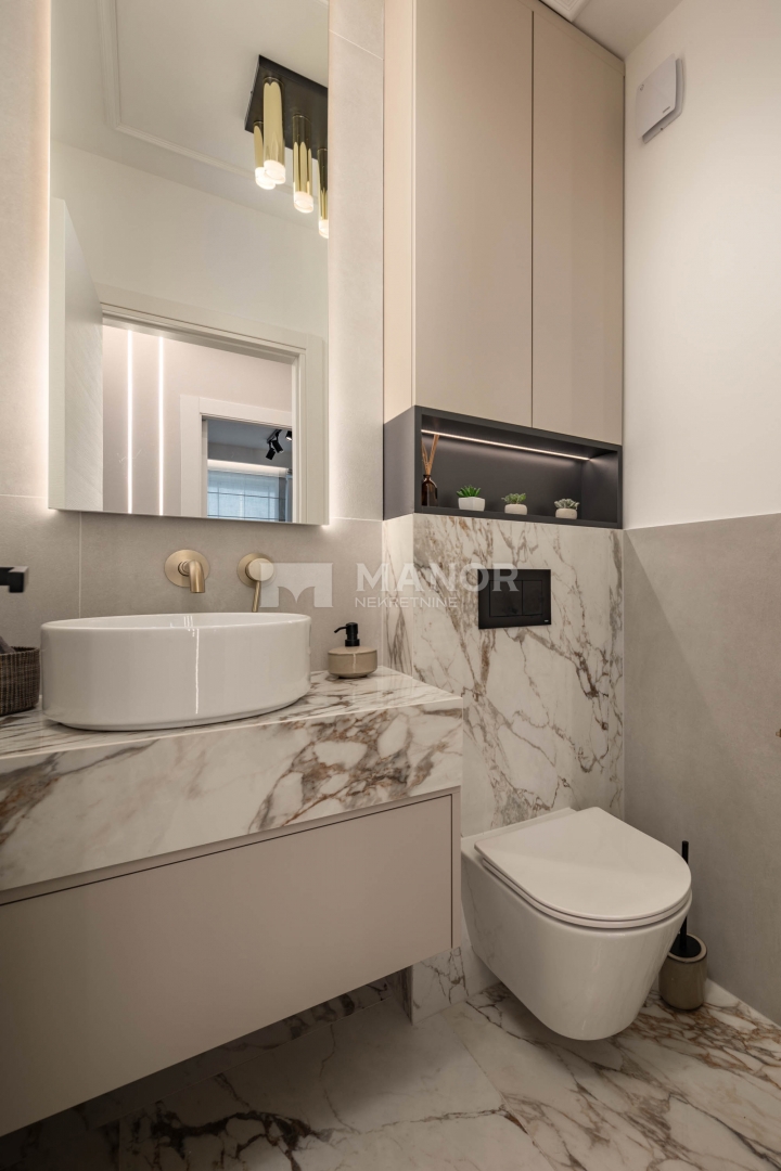 Appartamento Zamet, Rijeka, 83m2