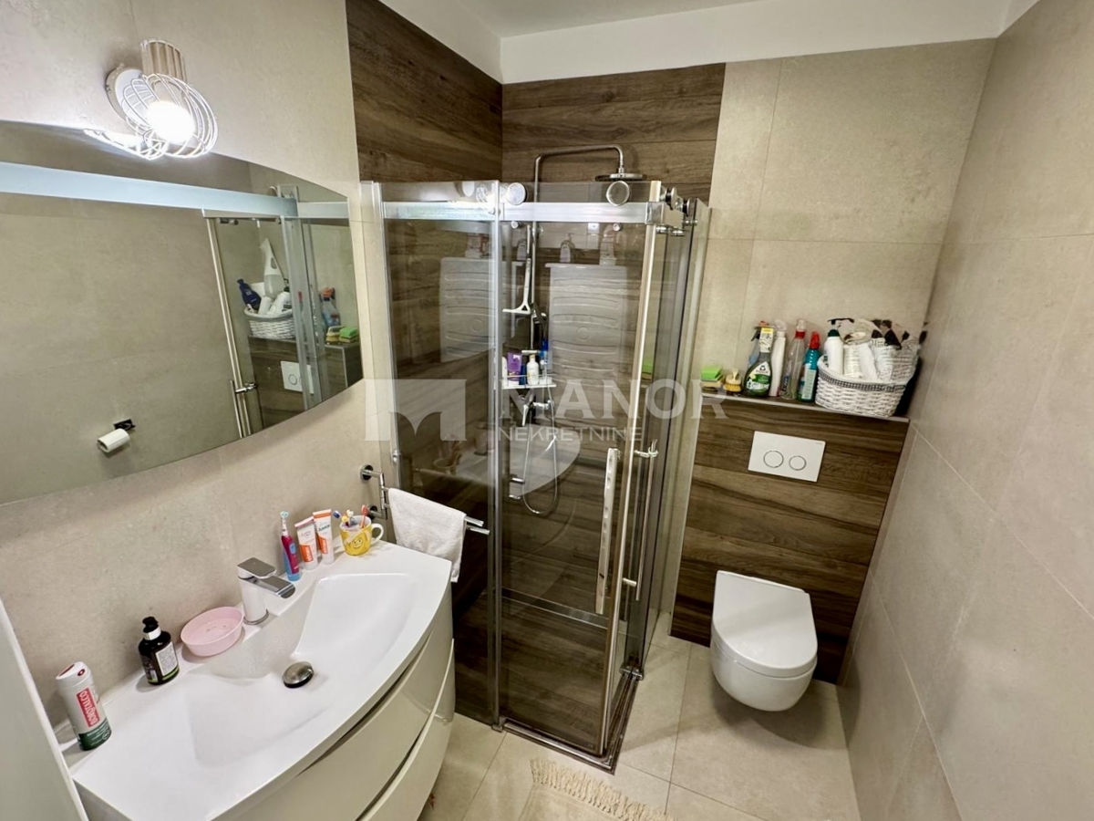 Appartamento Kostrena Sveta Lucija, Kostrena, 100m2