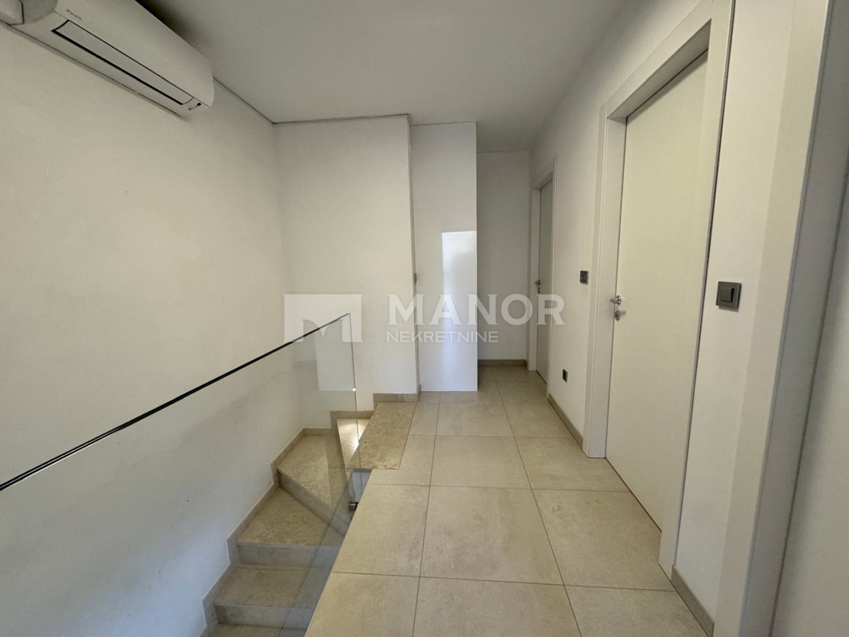Appartamento Kostrena Sveta Lucija, Kostrena, 100m2