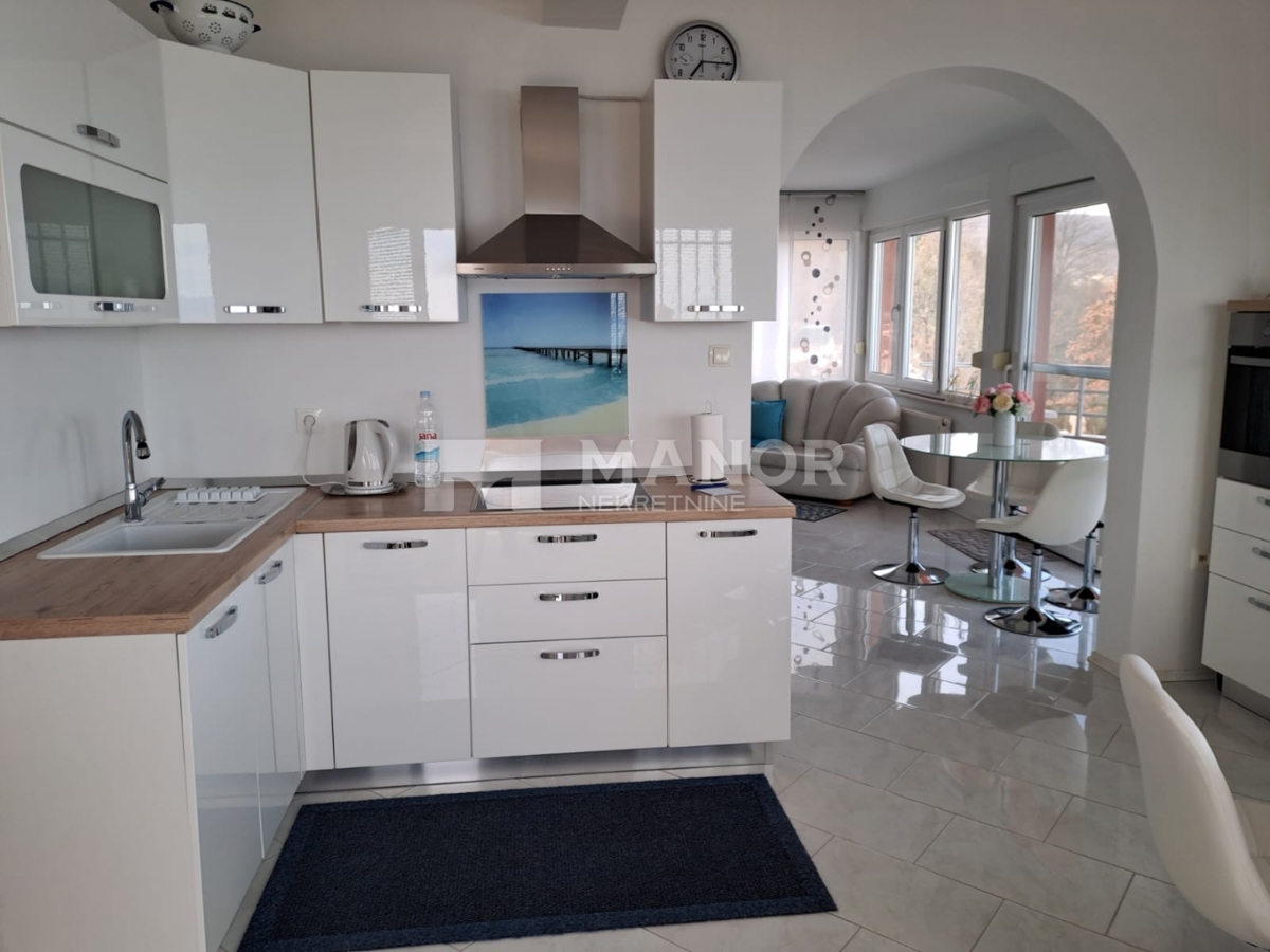 Appartamento Dobreć, Opatija - Okolica, 99m2