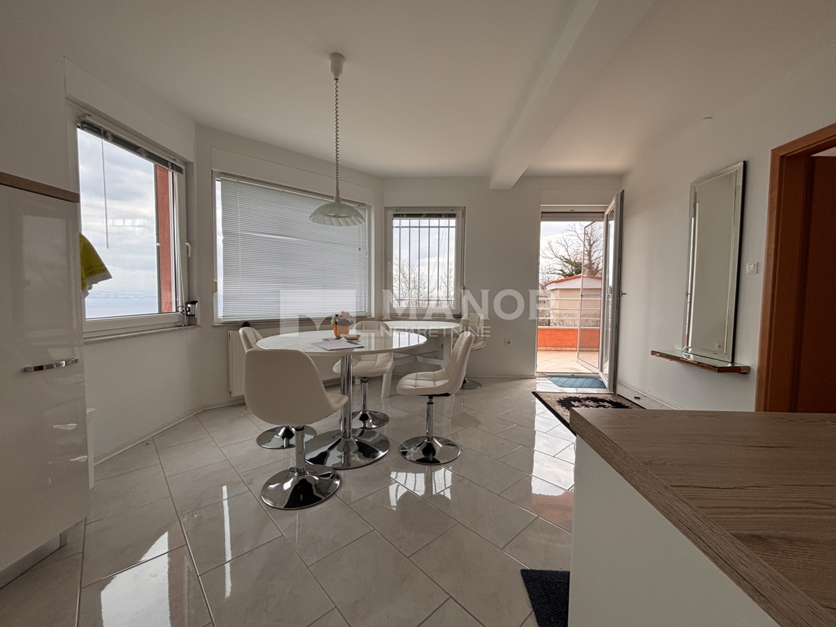 Appartamento Dobreć, Opatija - Okolica, 99m2