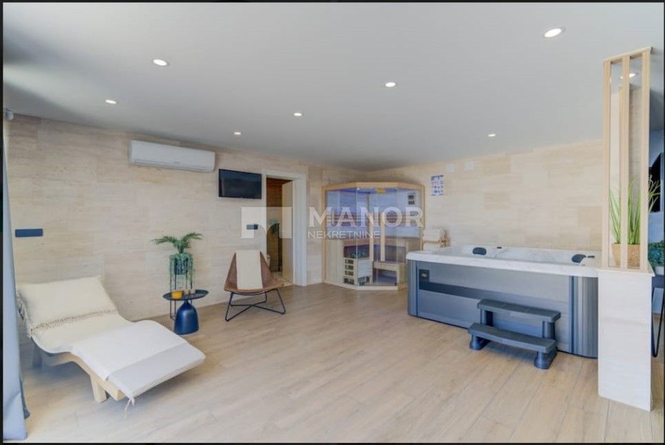 Casa Novi Vinodolski, 300m2