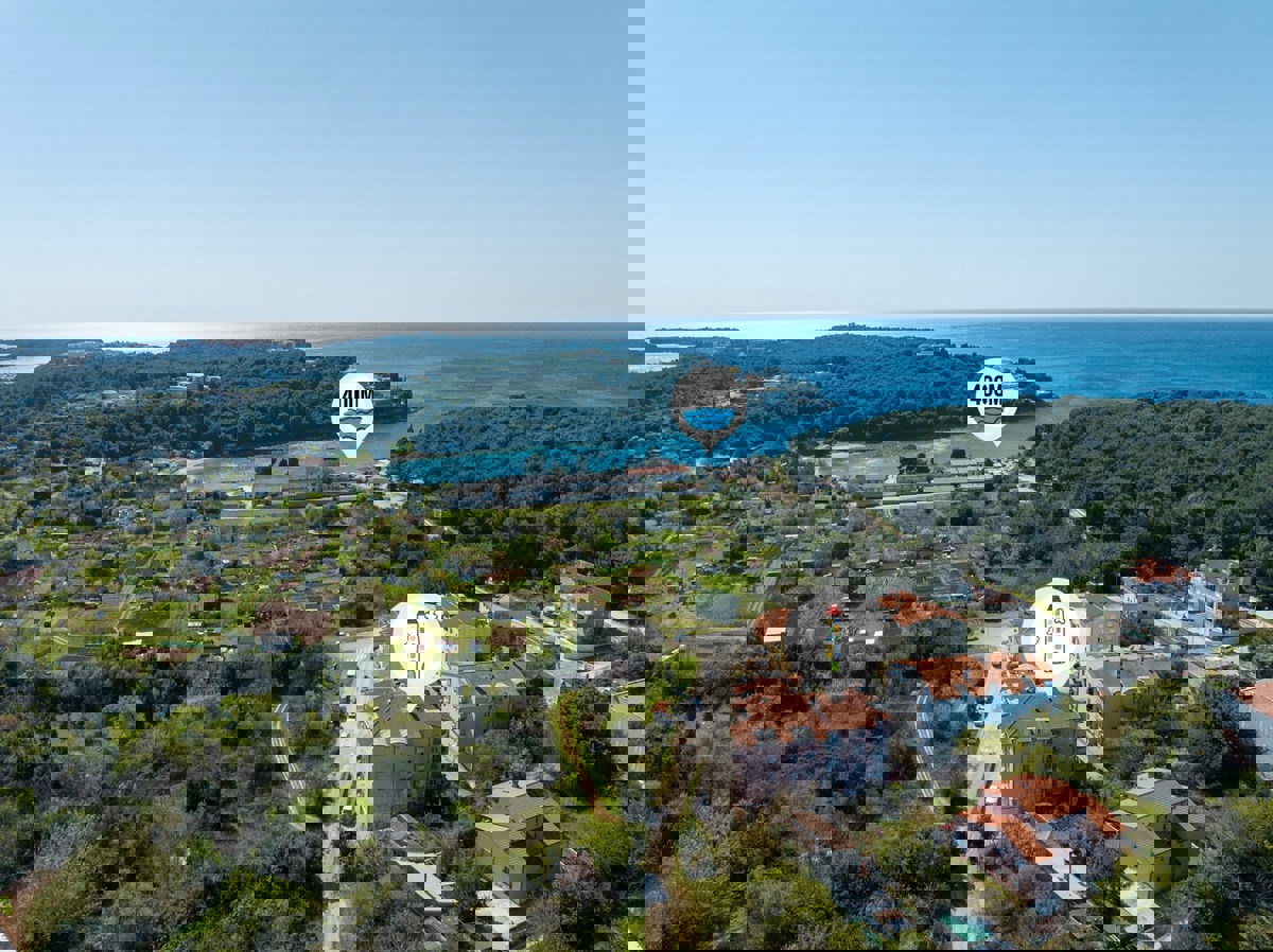 Lungomare a portata di mano — bilocale con garage e ascensore, Valsaline