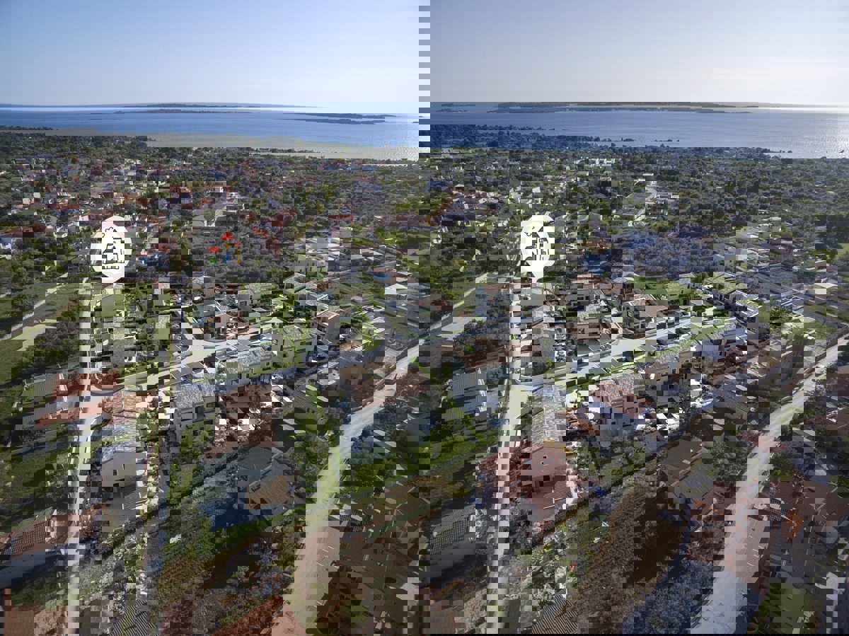 Terreno edificabile Peroj – lotto n. 19