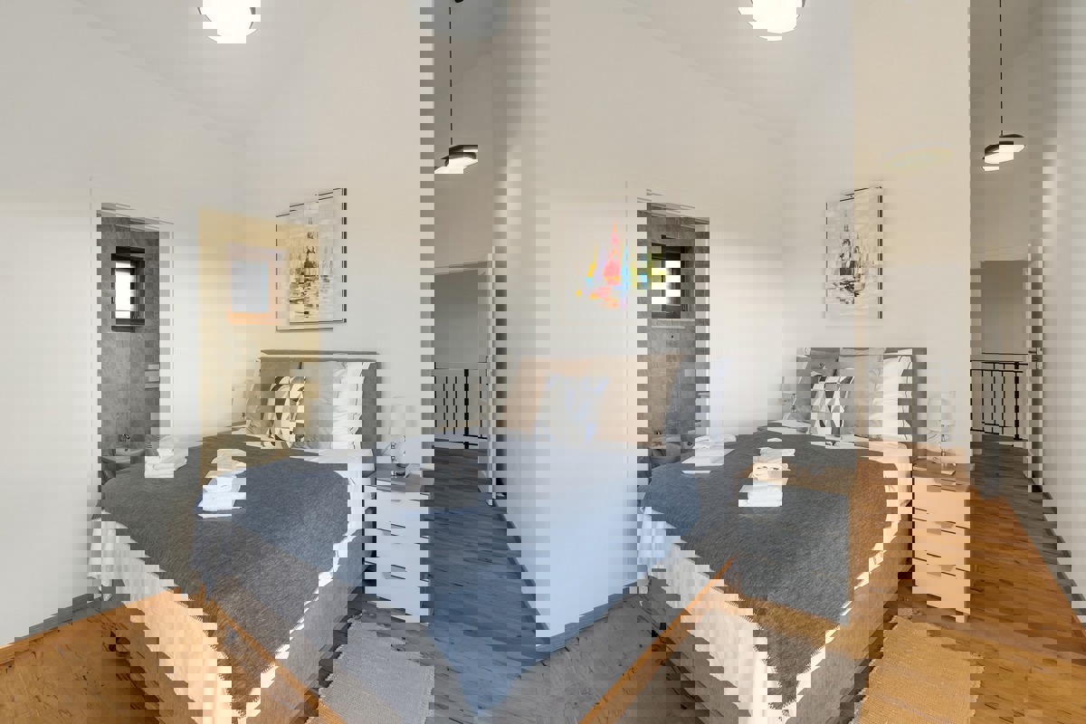 Non ti serve altro: casa nuova con piscina a Cavrano, Marzana