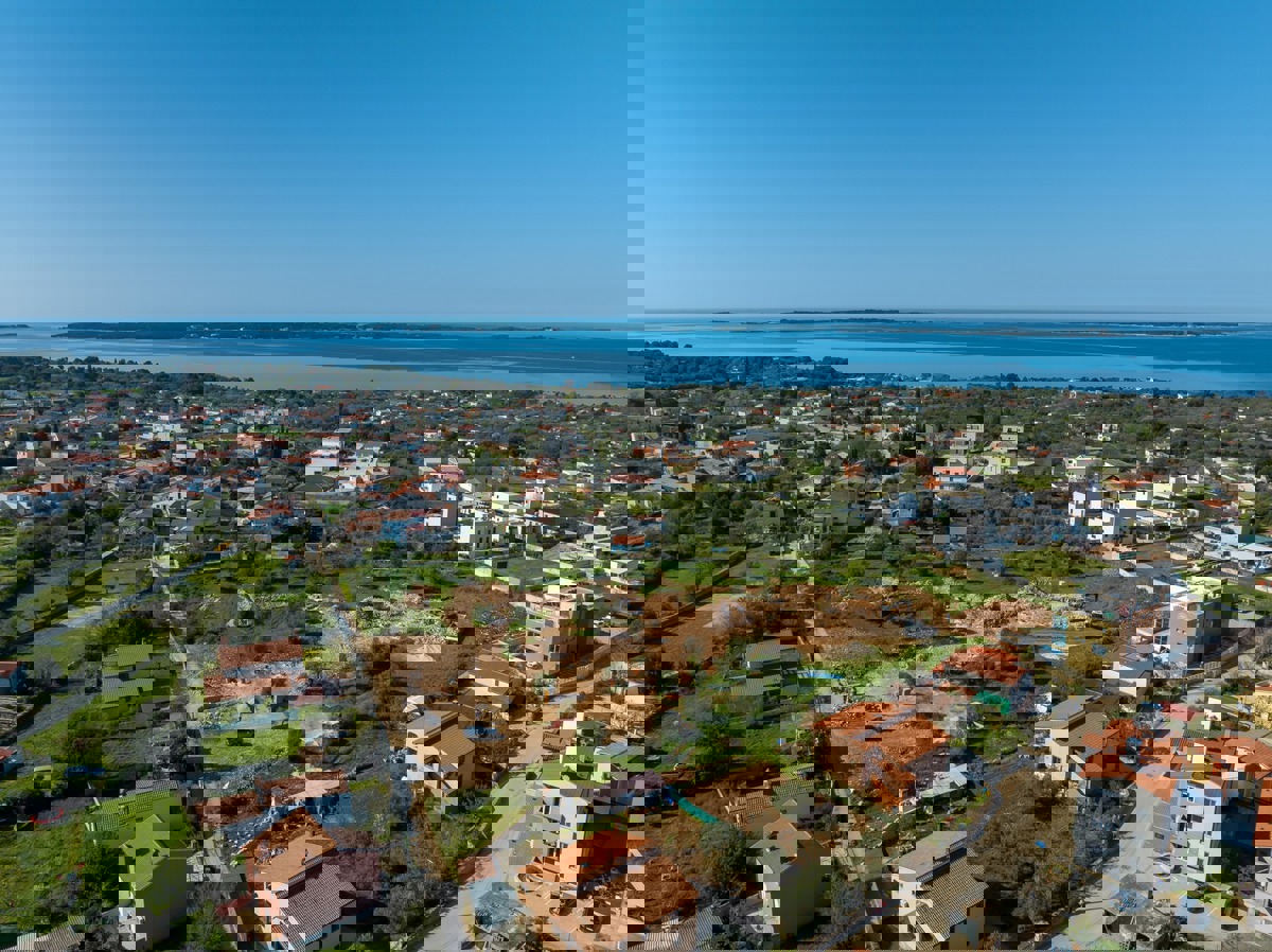 Terreno edificabile Peroj – lotto n.15