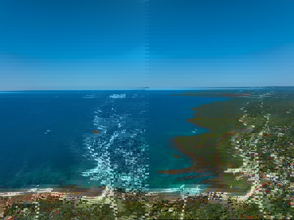 Terreno edificabile Peroj – lotto n.15