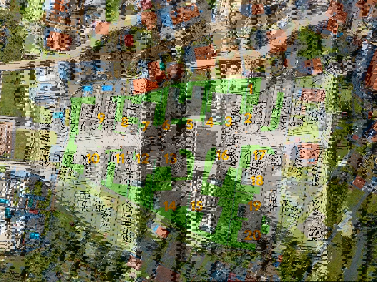 Terreno edificabile Peroj – lotto n.15