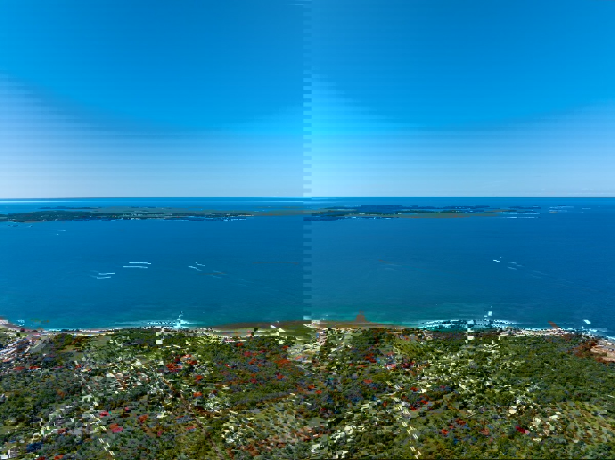 Terreno edificabile Peroj – lotto n.15