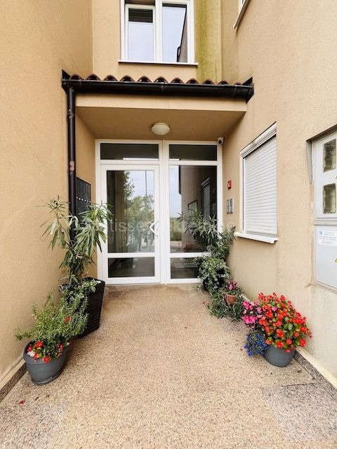 Peroj - Appartamento bilocale al piano terra con balcone