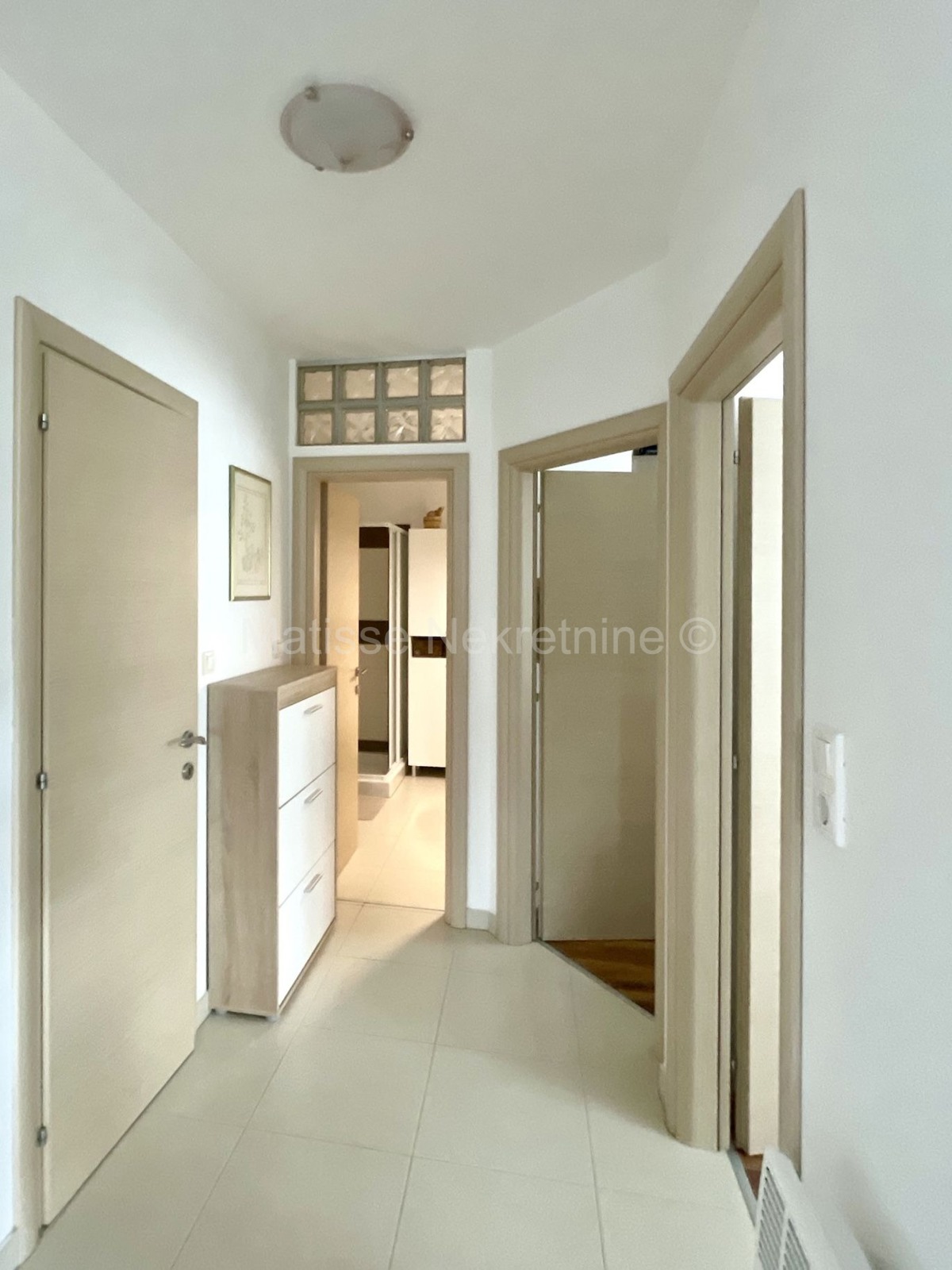 Peroj - Appartamento bilocale al piano terra con balcone