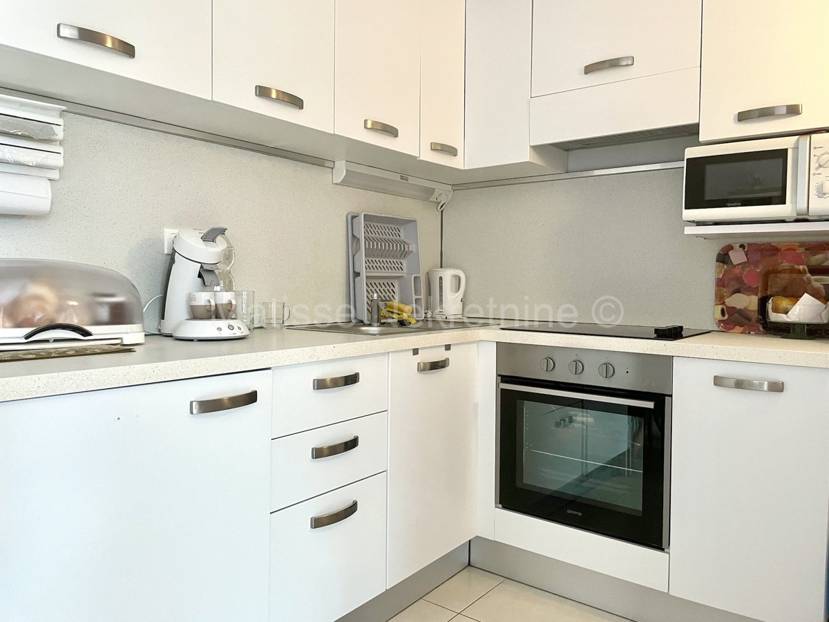 Peroj - Appartamento bilocale al piano terra con balcone