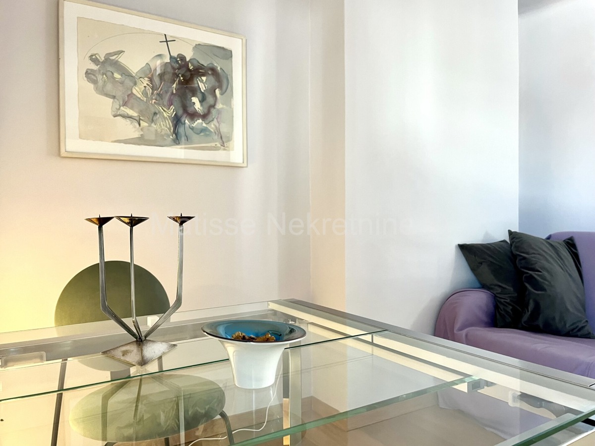 Zagabria - Appartamento a Trešnjevka con ampia terrazza e splendida vista