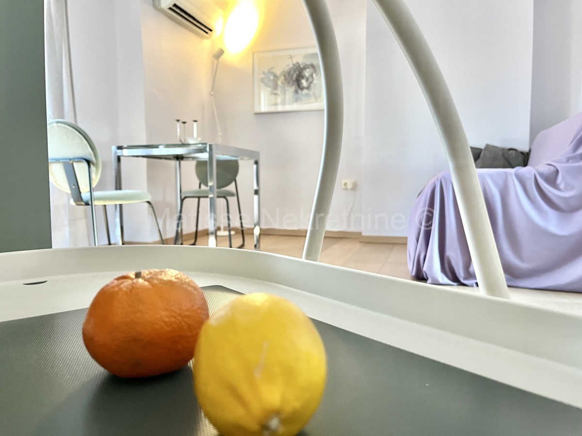 Zagabria - Appartamento a Trešnjevka con ampia terrazza e splendida vista