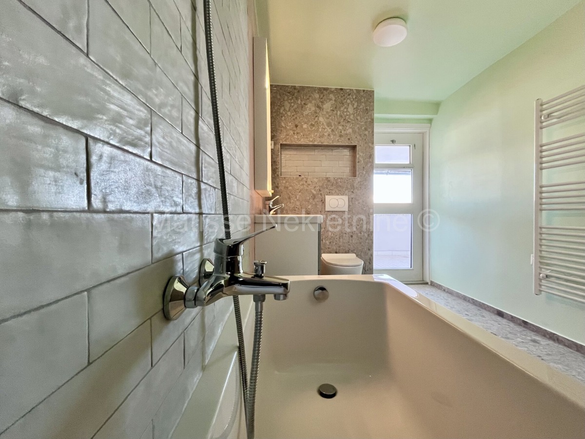 Zagabria - Appartamento a Trešnjevka con ampia terrazza e splendida vista