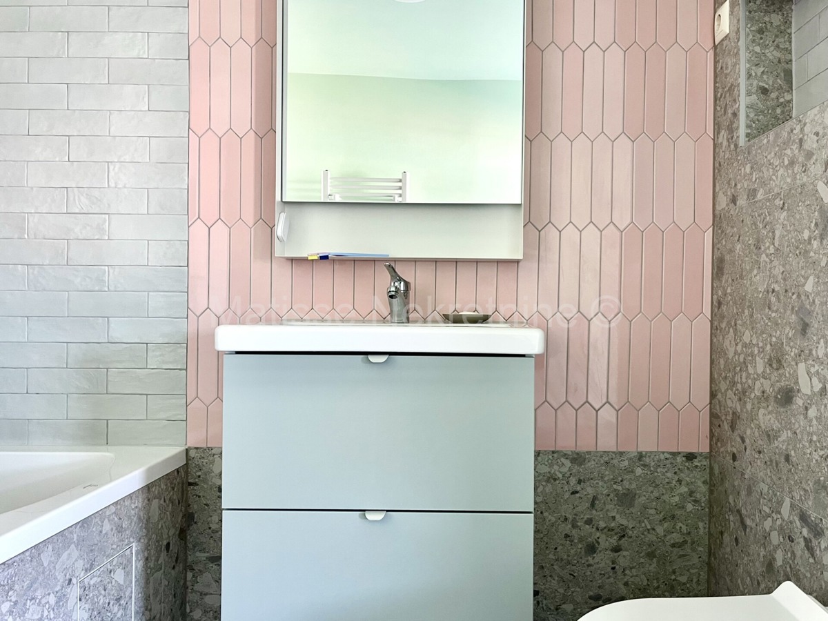 Zagabria - Appartamento a Trešnjevka con ampia terrazza e splendida vista