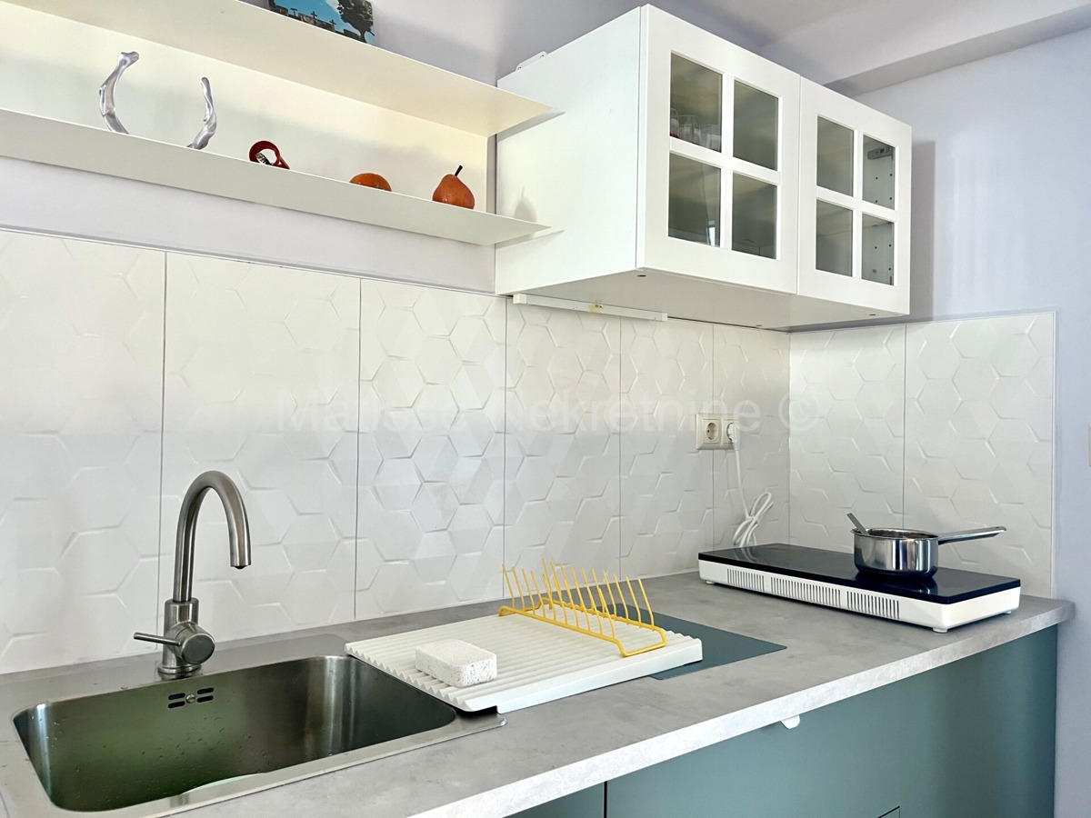 Zagabria - Appartamento a Trešnjevka con ampia terrazza e splendida vista