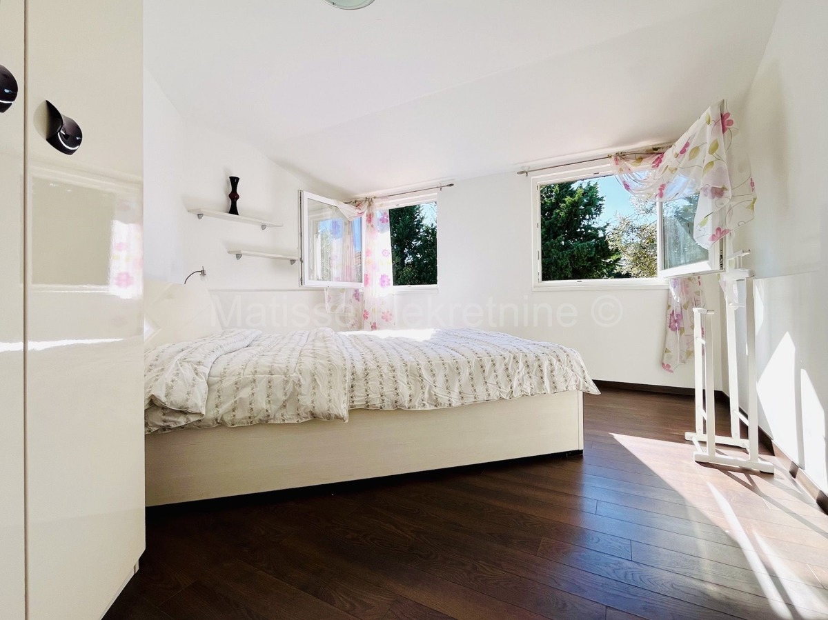 Medulin, Premantura - Casa con piscina, a soli 400m dalla spiaggia