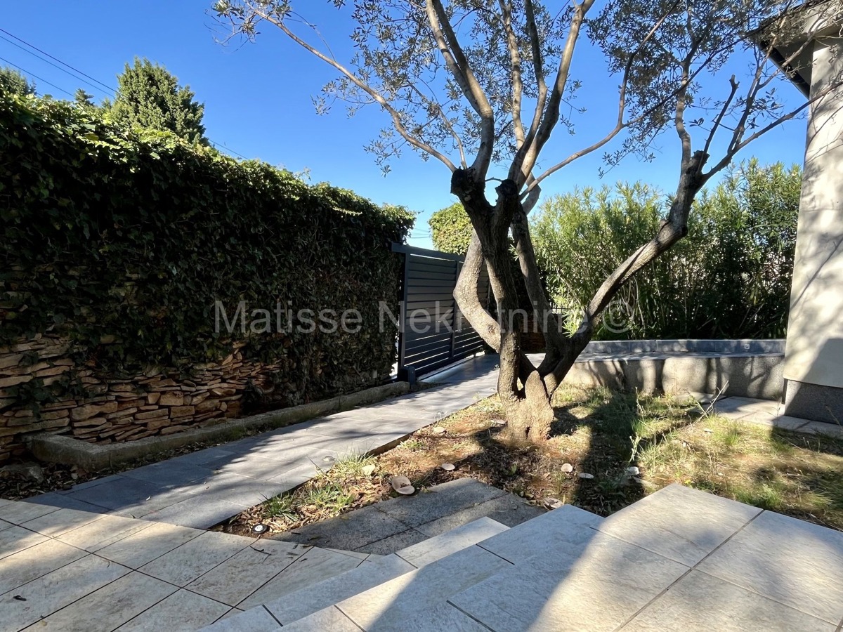 Medulin, Premantura - Casa con piscina, a soli 400m dalla spiaggia