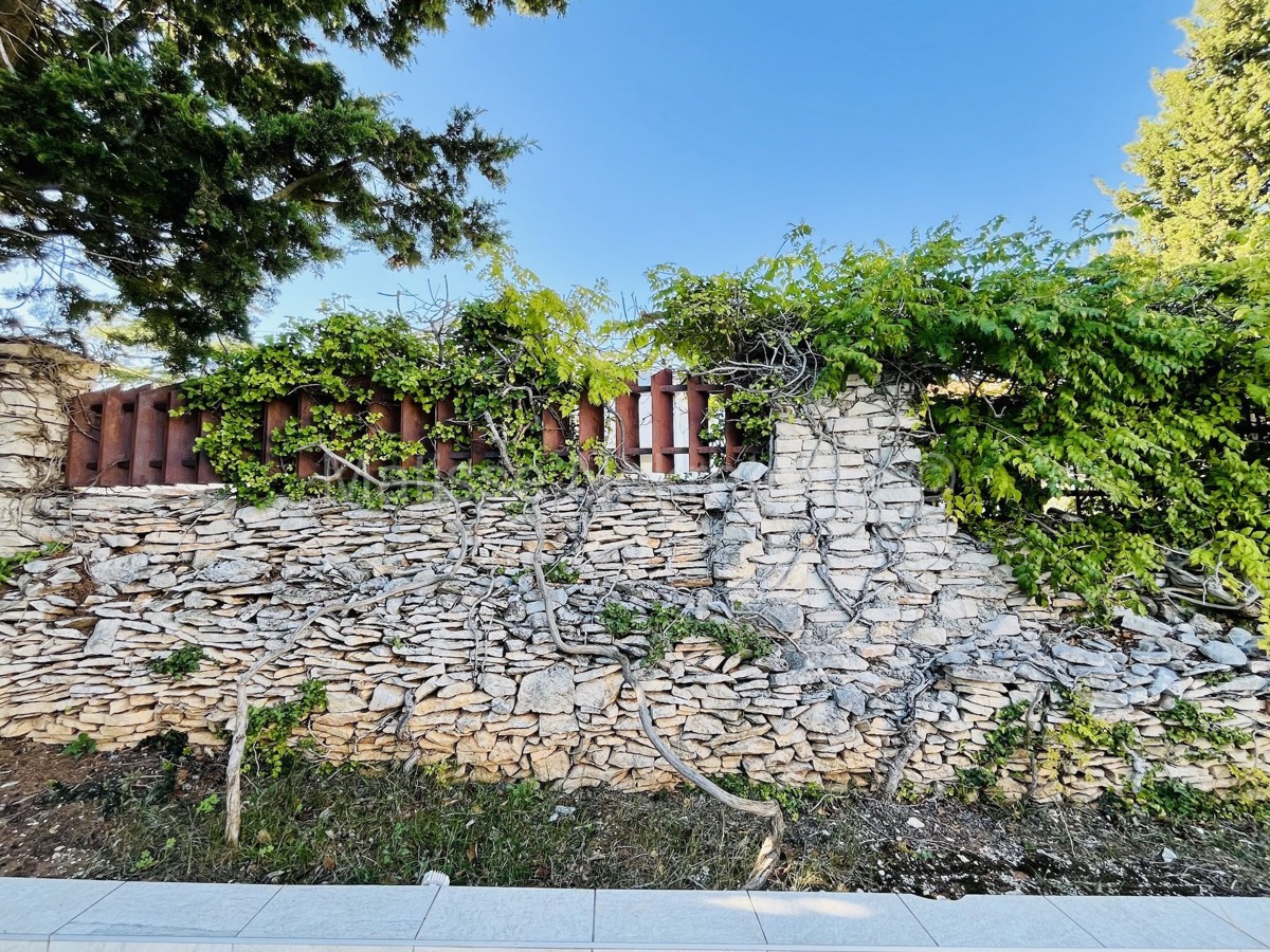 Medulin, Premantura - Casa con piscina, a soli 400m dalla spiaggia