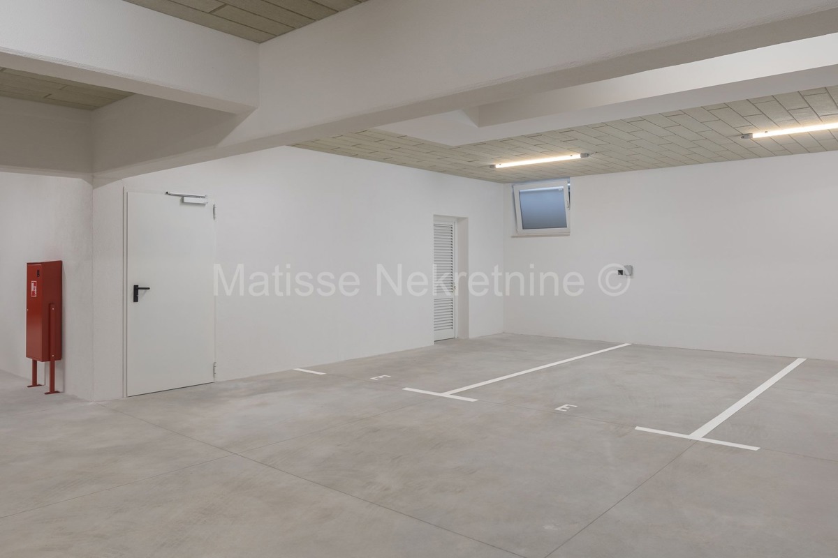 Rovigno - Lussuoso Appartamento su Due Livelli a Soli 150m dal Mare