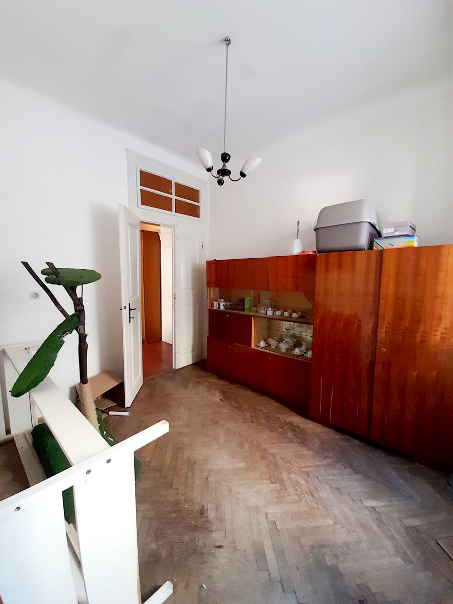 Pola - Bellissimo appartamento nel centro città con balcone