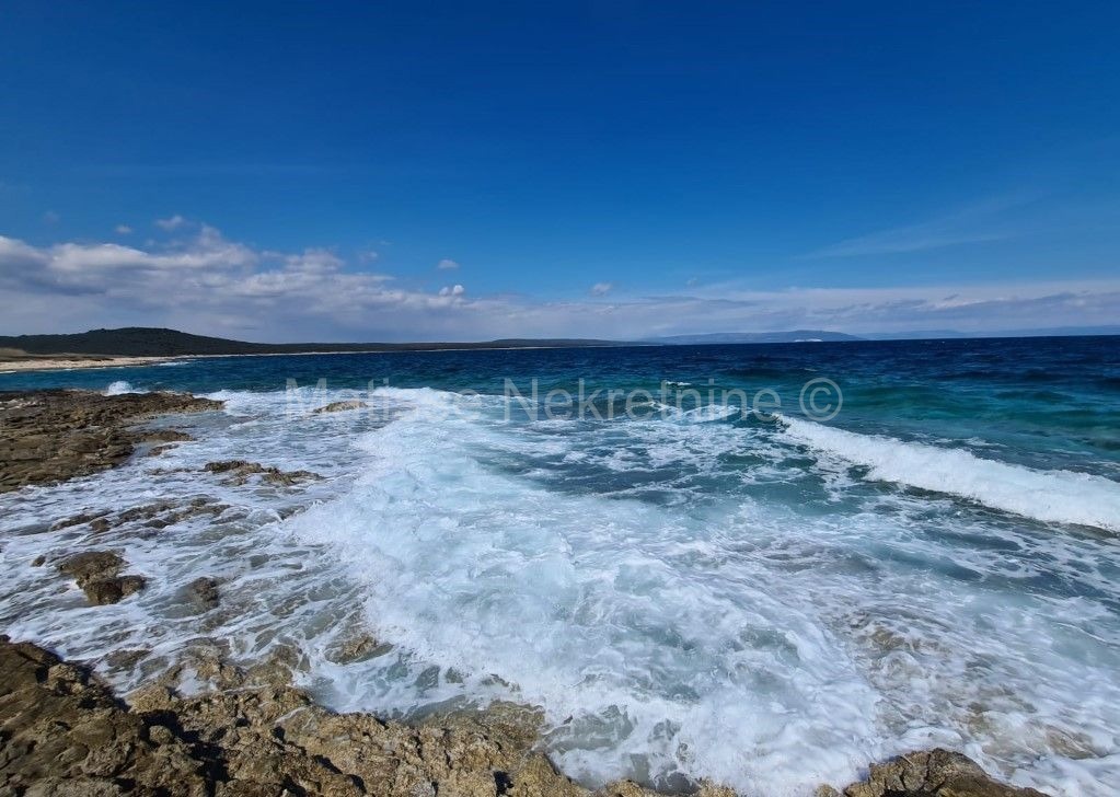 Ližnjan - Casa con Piscina in Posizione Tranquilla