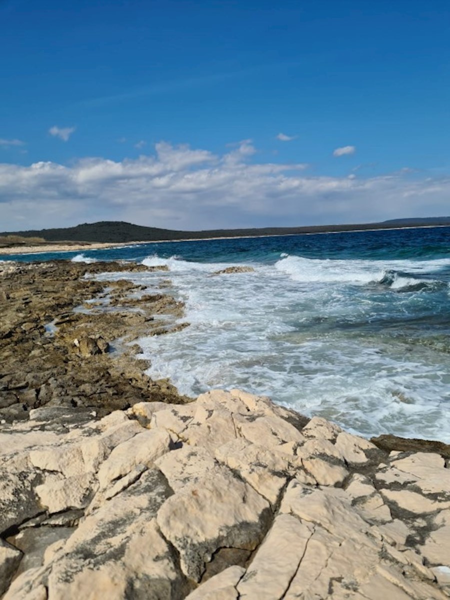 Ližnjan - Casa con Piscina in Posizione Tranquilla