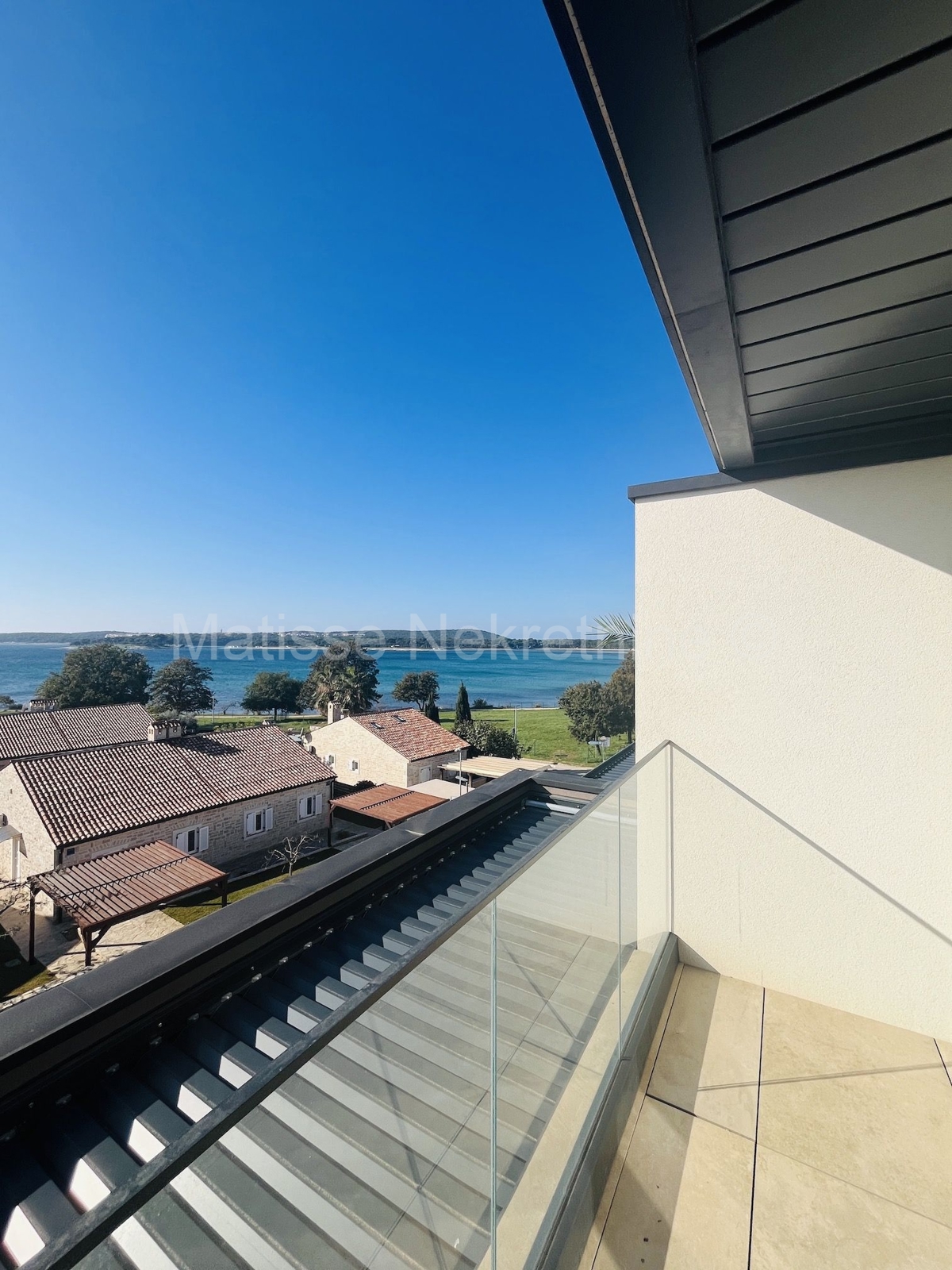 Blue view penthouse