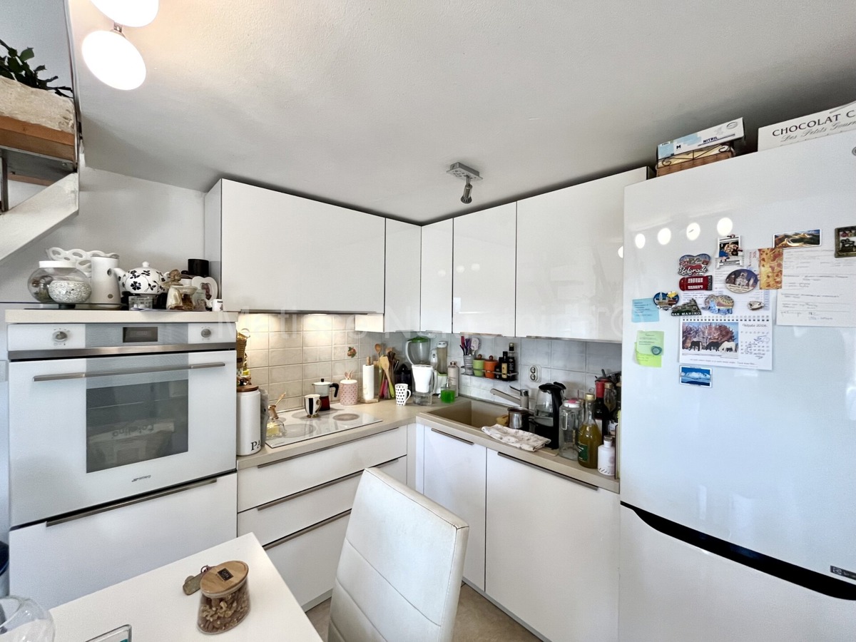 Pola – Appartamento in posizione tranquilla con due terrazze