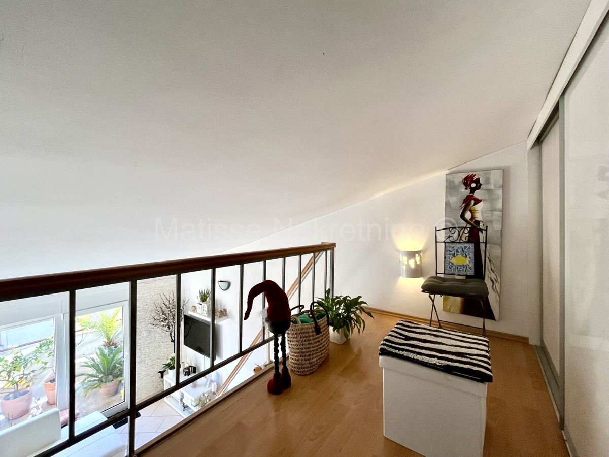 Pola – Appartamento in posizione tranquilla con due terrazze