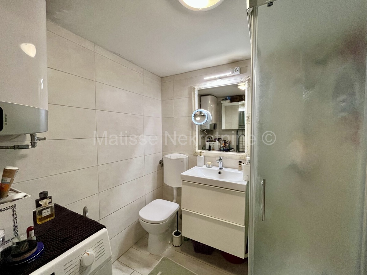 Pola – Appartamento in posizione tranquilla con due terrazze