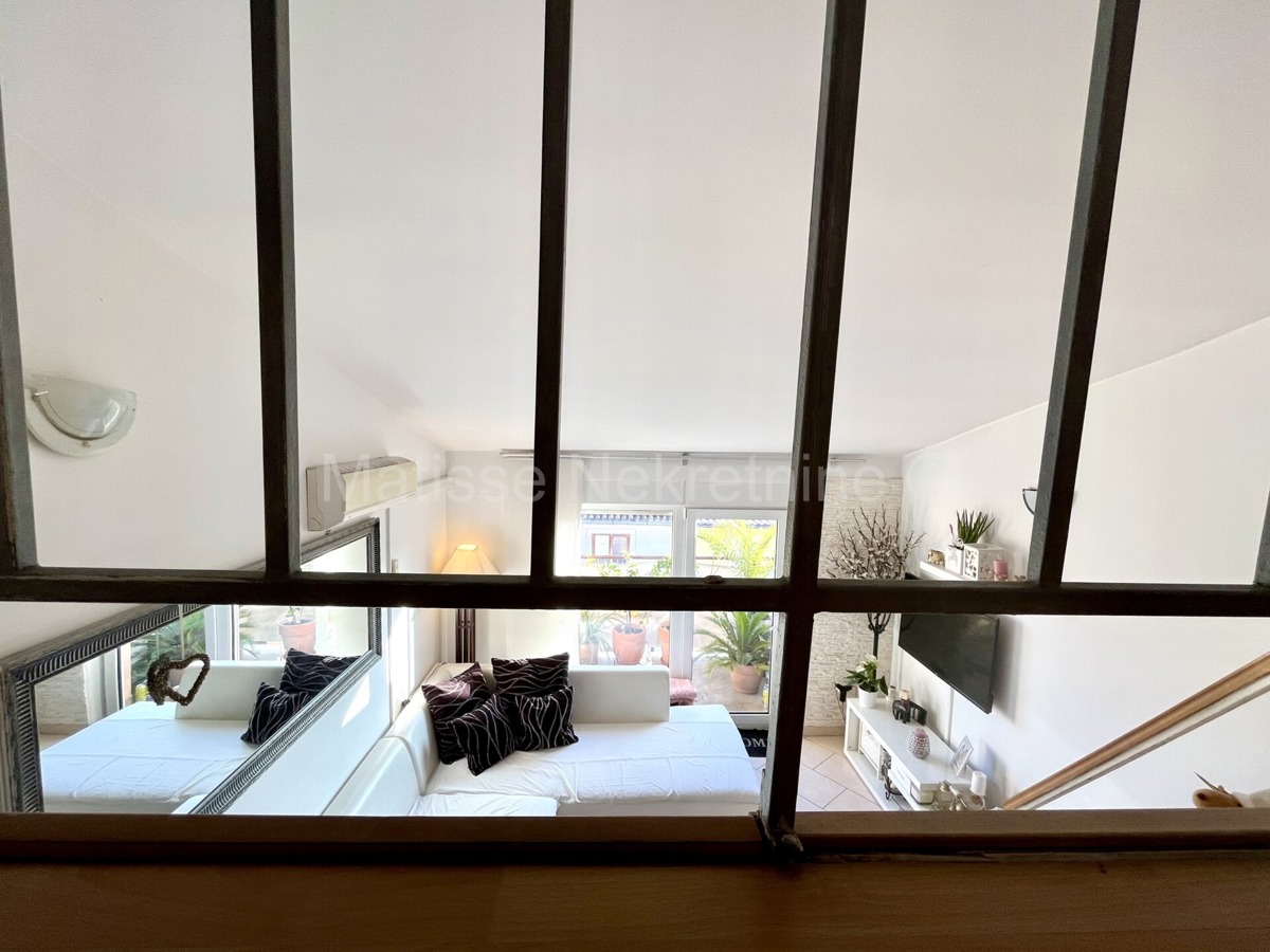 Pola – Appartamento in posizione tranquilla con due terrazze