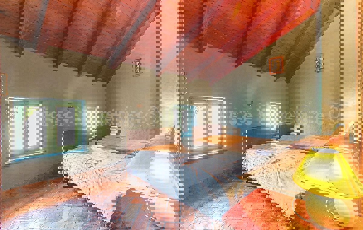 Krnica, Istria - Casa in pietra arredata in stile autentico con cortile