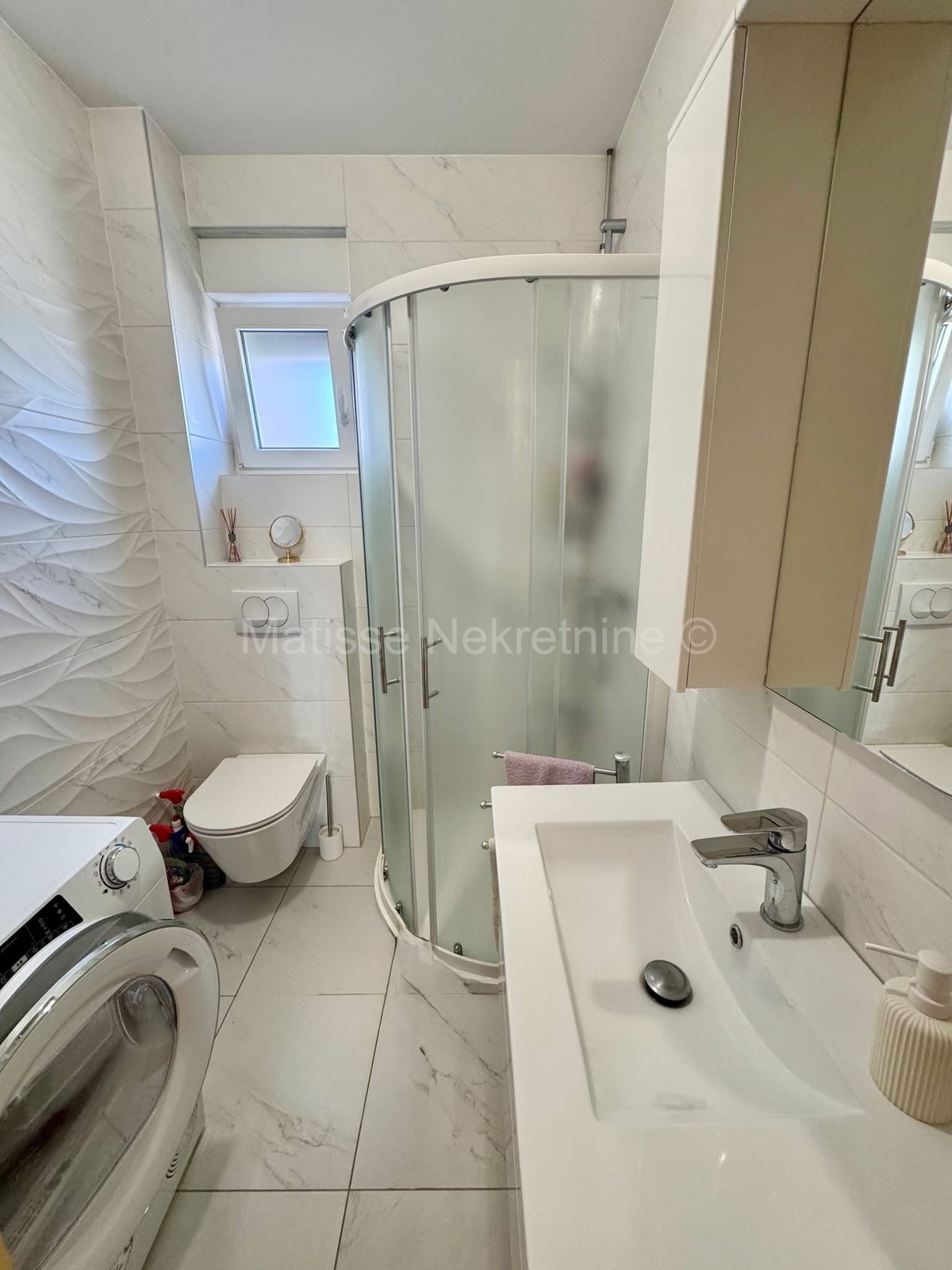 Mandre, Isola di Pag - Appartamento Moderno con Vista Mare