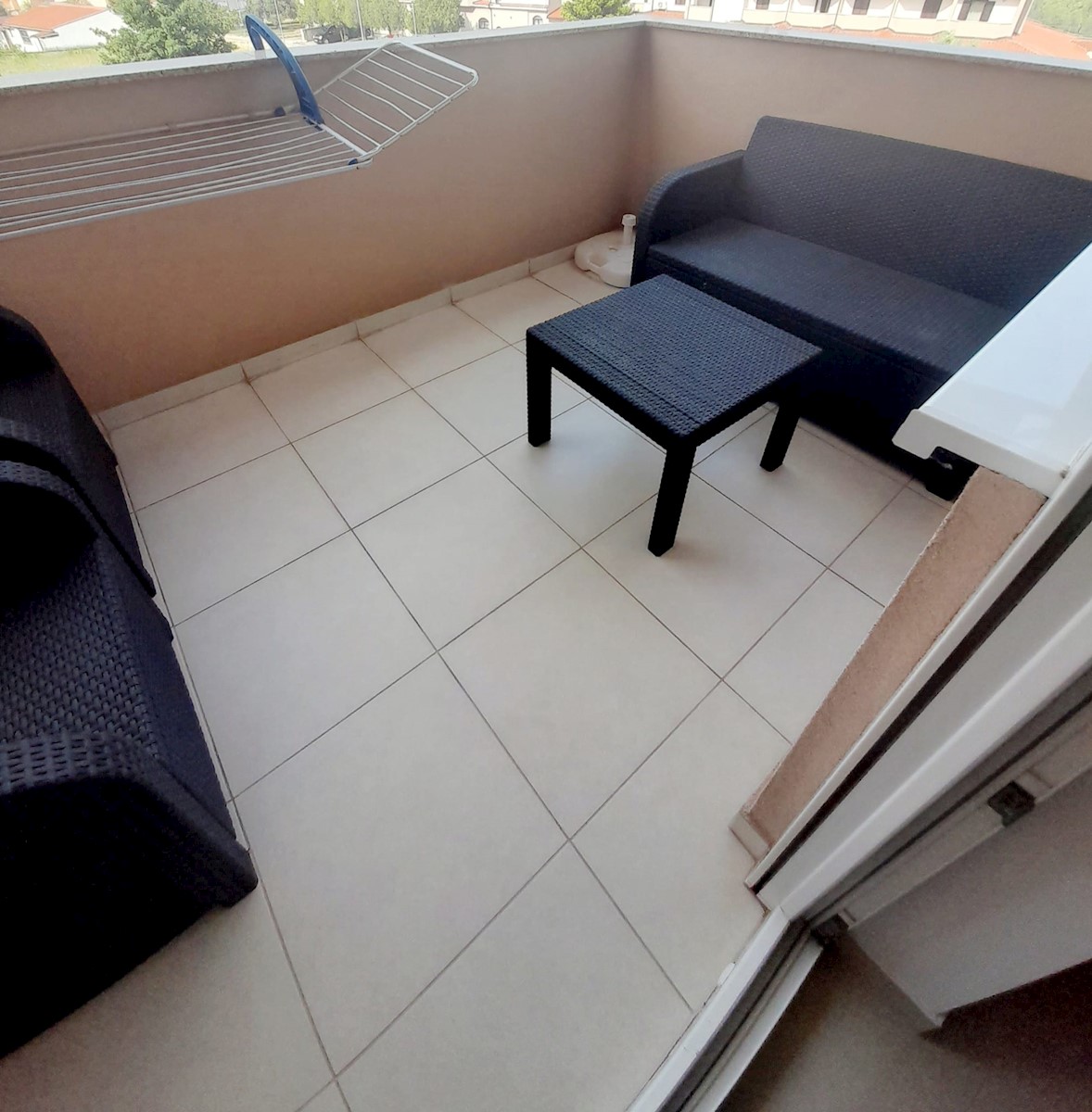 Peroj - Appartamento arredato con spaziosa mansarda