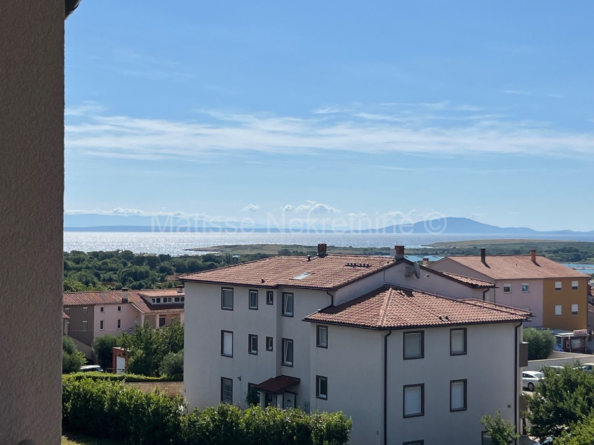 Ližnjan - 3 bedroom apartment with seaview!