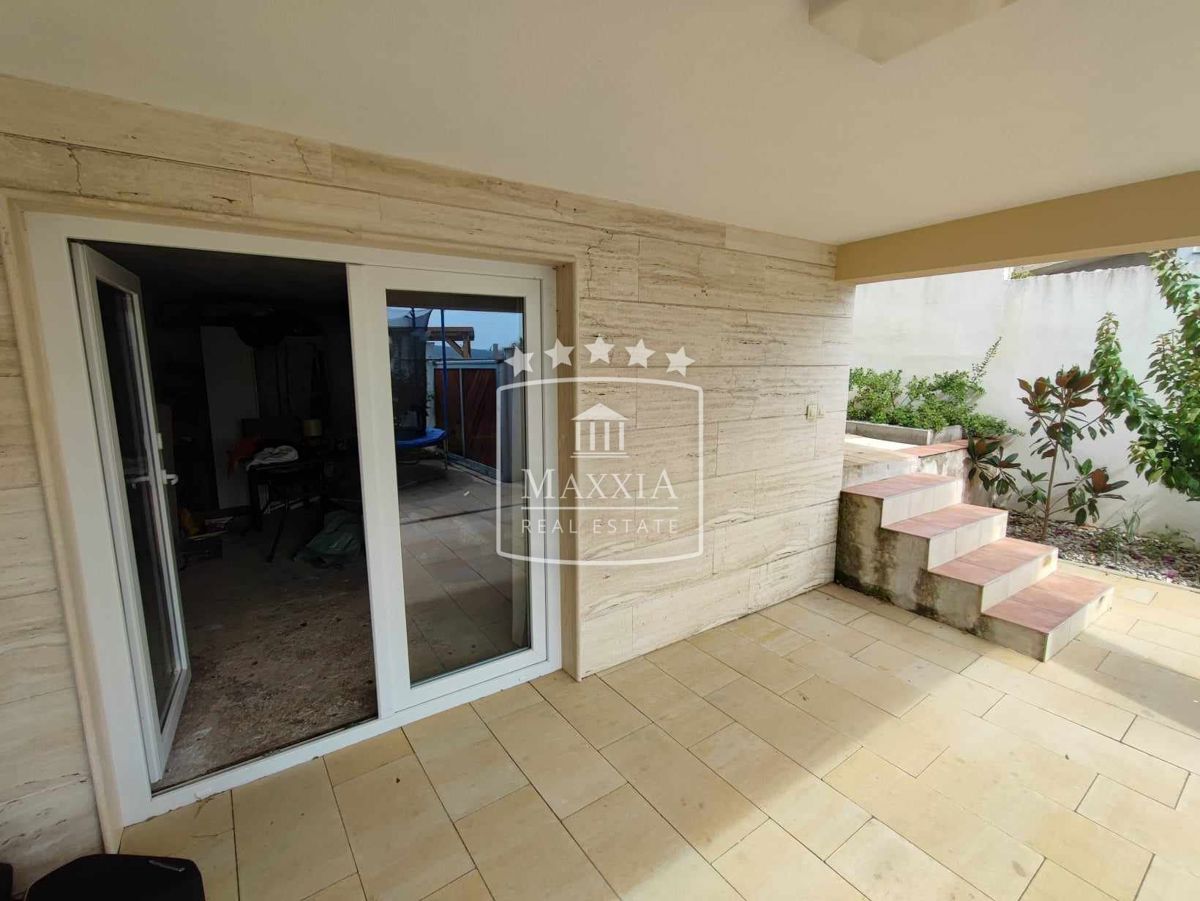 Casa Posedarje, 280m2