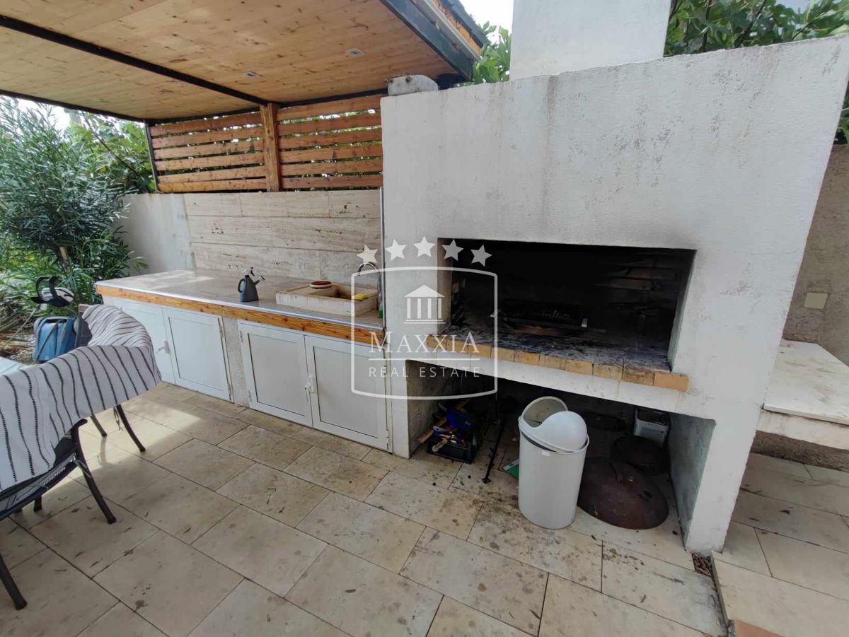 Casa Posedarje, 280m2