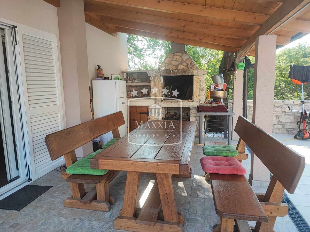 Casa Posedarje, 112m2