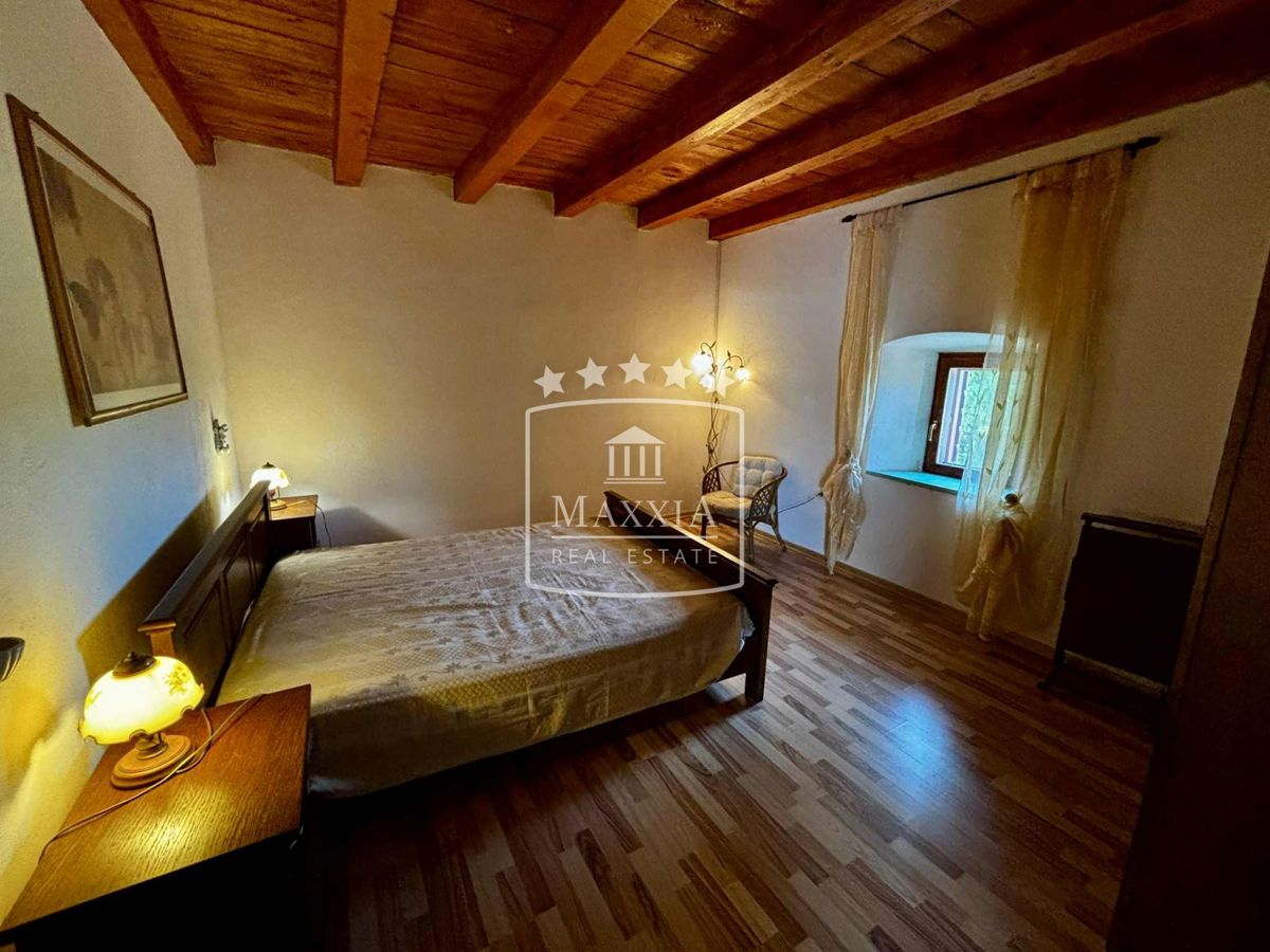 Casa Ražanac, 190m2