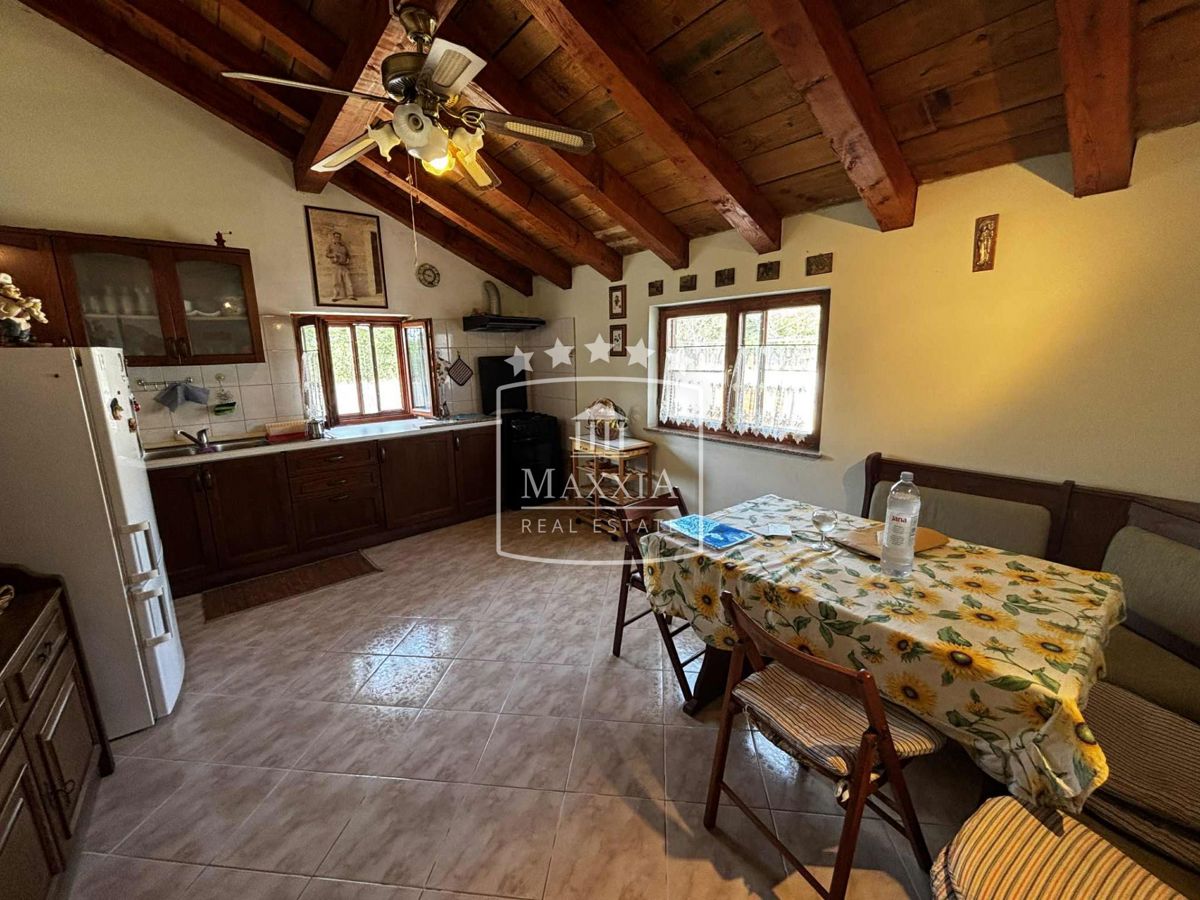 Casa Ražanac, 190m2