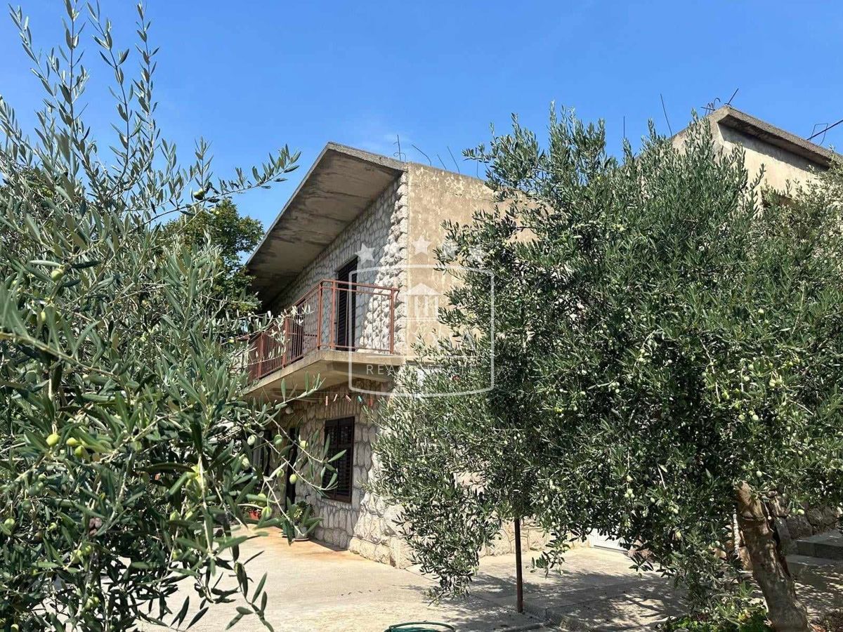 Casa Starigrad, 355m2
