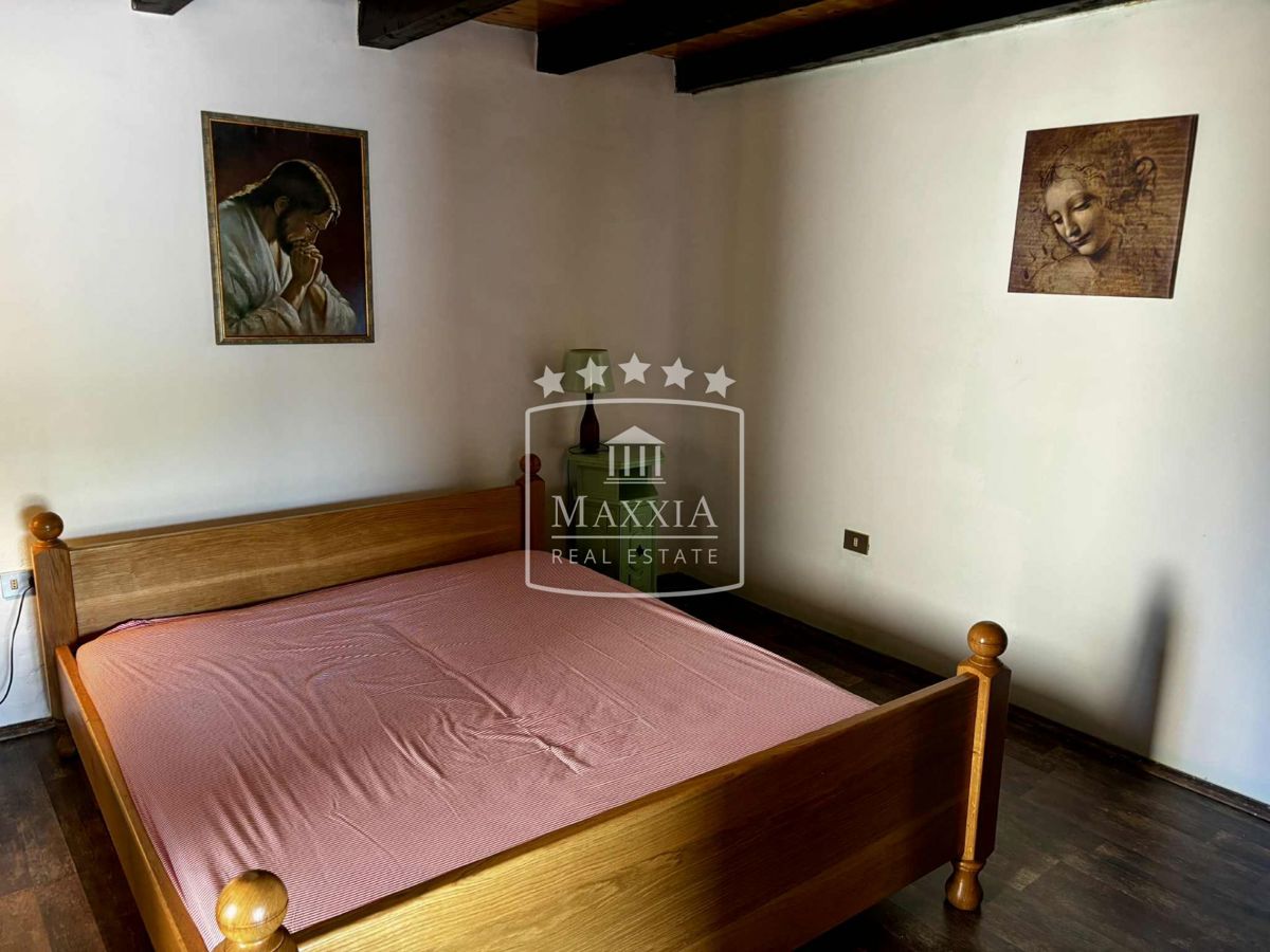 Casa Ražanac, 190m2