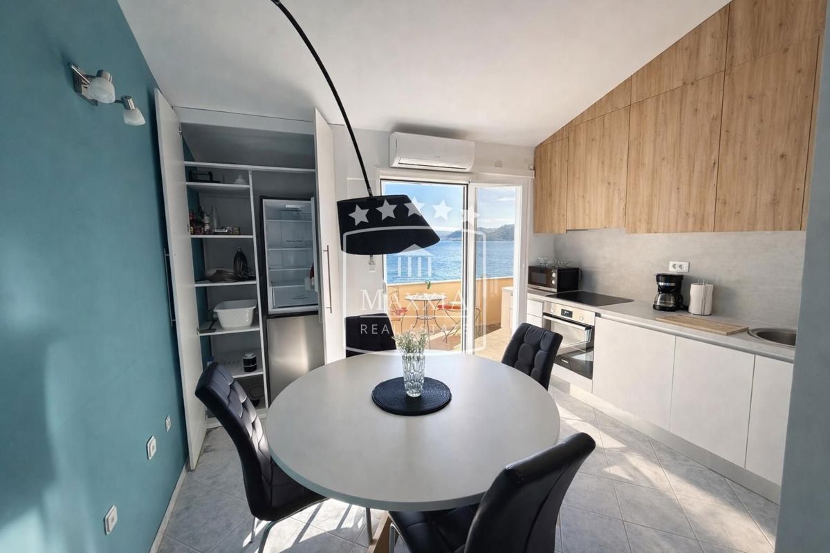 Casa Posedarje, 192m2