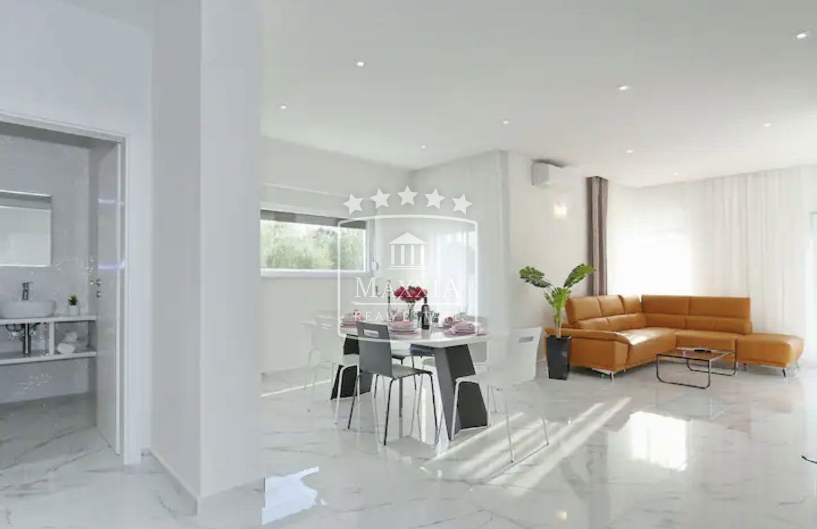 Casa Zaton, Nin, 203m2