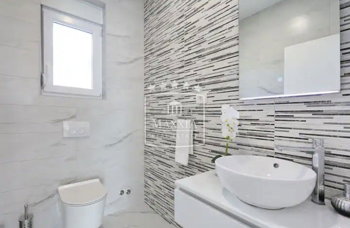 Casa Zaton, Nin, 203m2