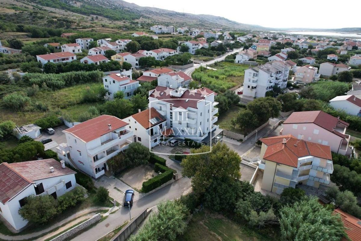 Albergo Pag, 1.200m2